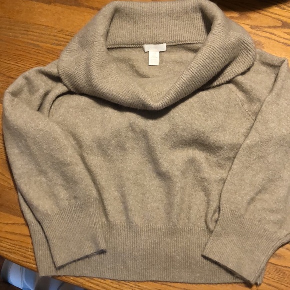 H&M M sweater - Picture 2 of 3